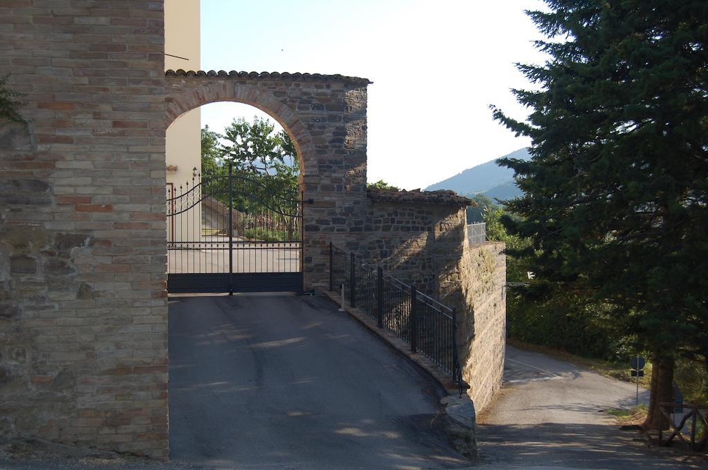 Bed and Breakfast Palazzo Bonfranceschi à Belforte del Chienti Extérieur photo